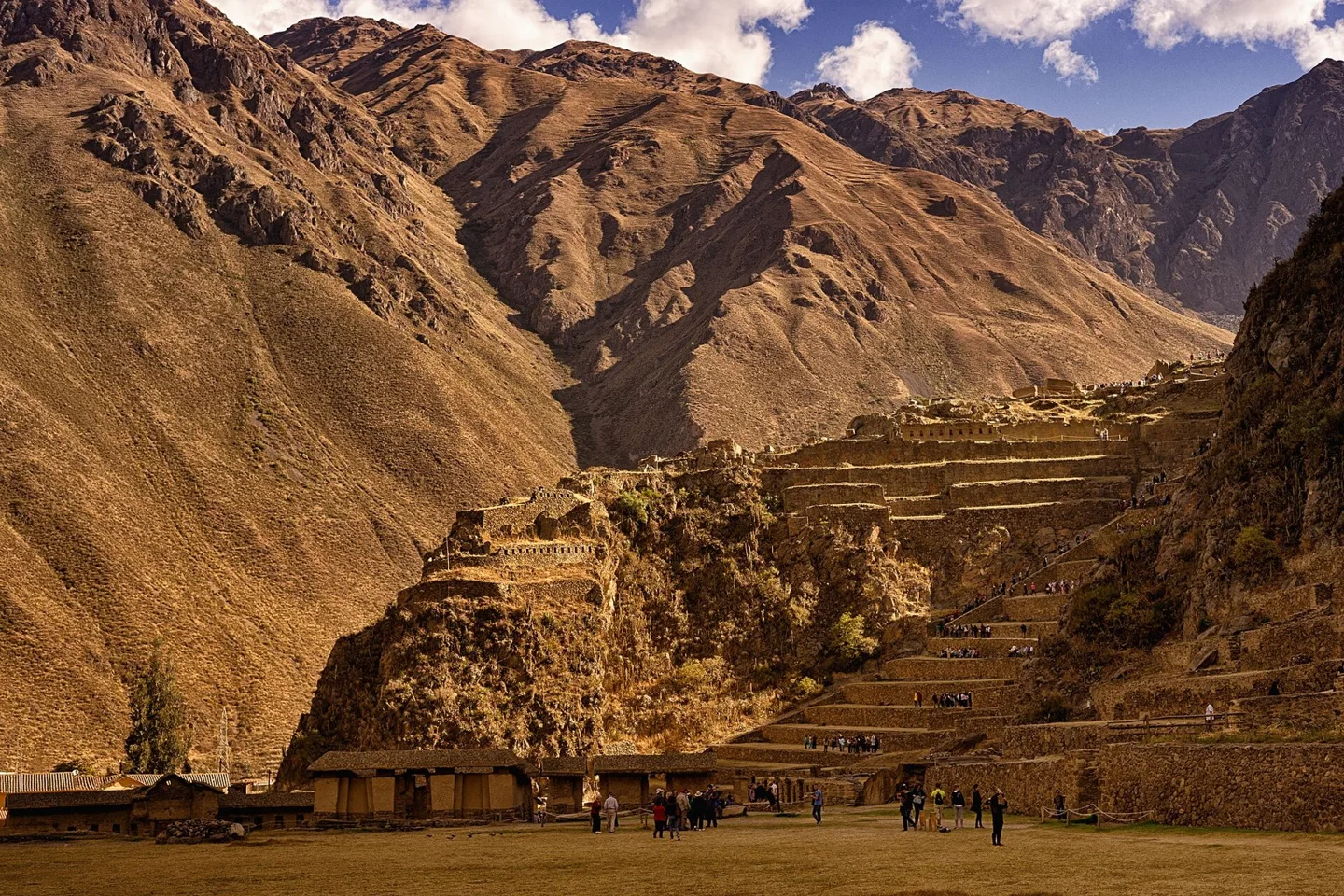 This is a photo of a monument in Peru, identified by ID