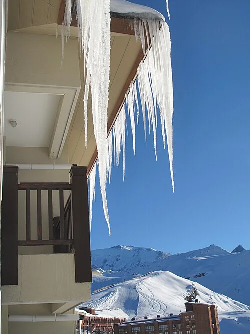 Neve e gelo em Valle Nevado, na região de Santiago